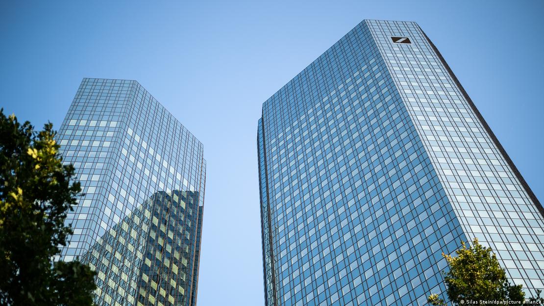Τα κεντρικά της Deutsche Bank στη Φρανκφούρτη.