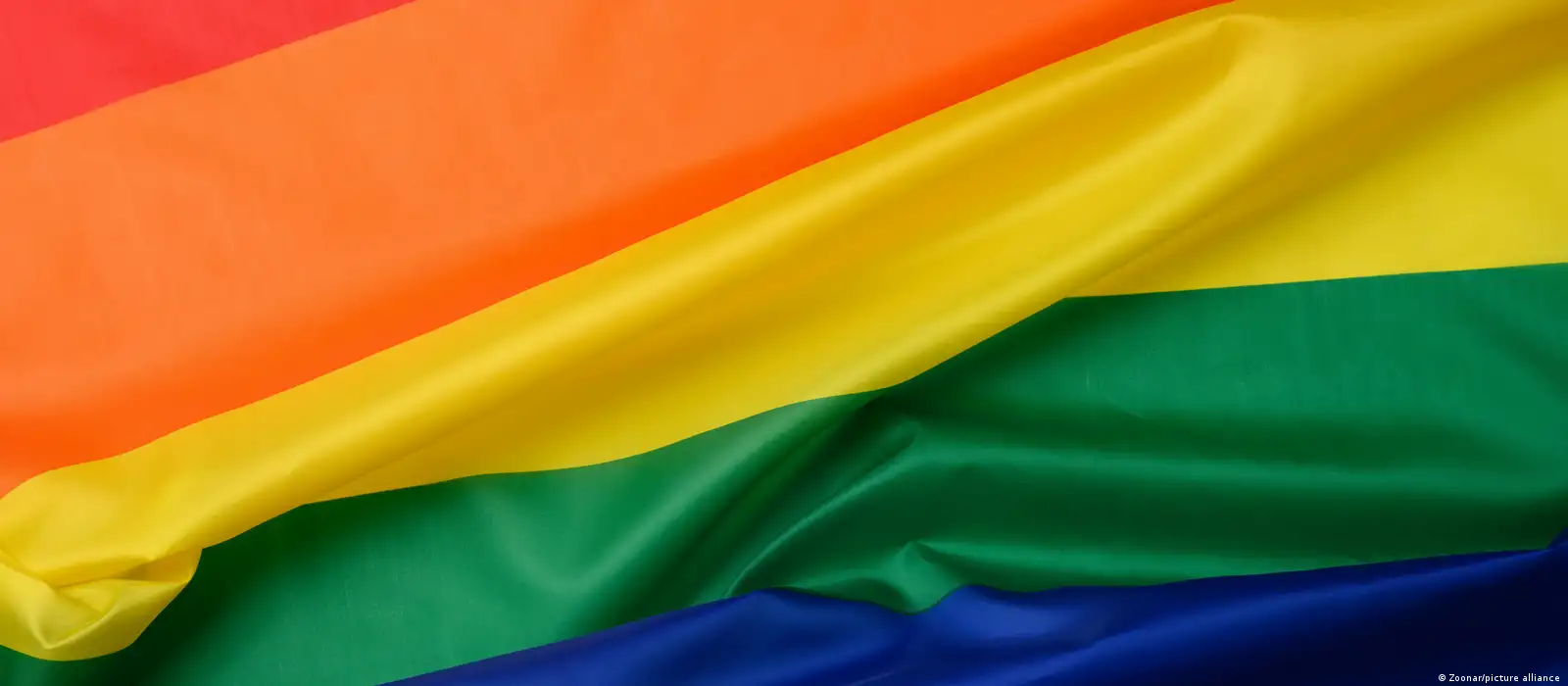 Почему Минск ставит в один ряд ЛГБТ+, педофилию и чайлдфри? – DW –  01.09.2023