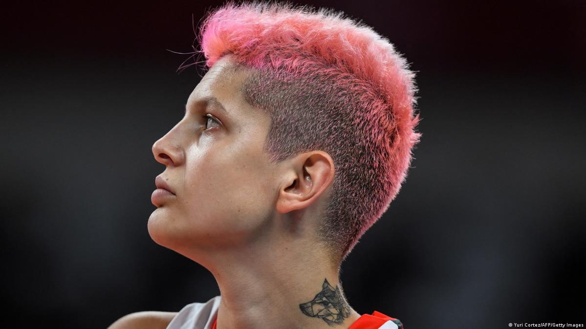 Kokrak uchi porno surati yoq Transseksual qollarsiz porno