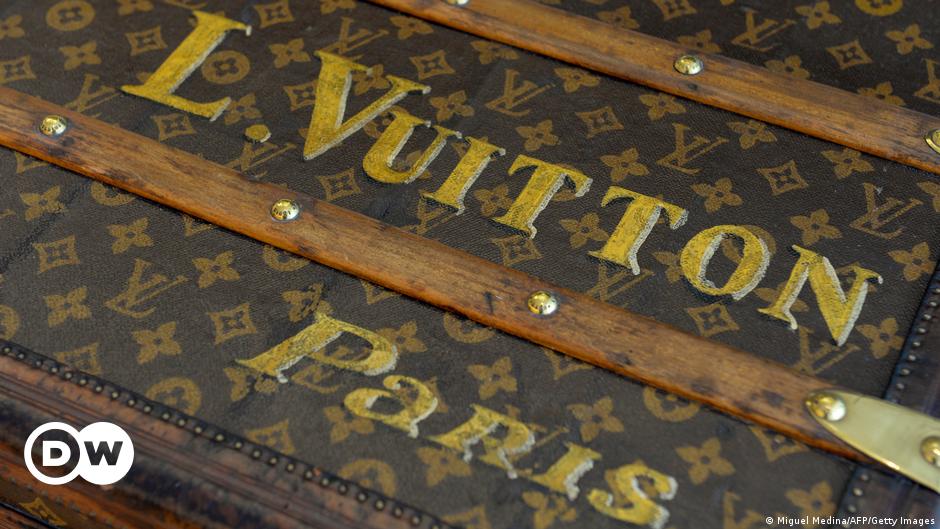 Reparatie mogelijk Moskee Verspreiding Louis Vuitton: Revolution of style – DW – 08/05/2021