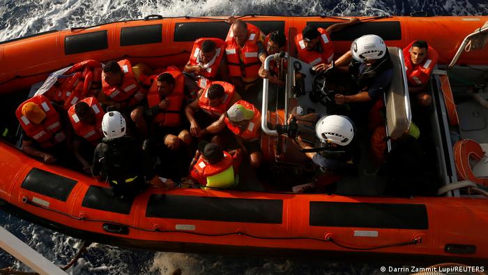 NGO I Sea-Watch 3 rettet Migranten