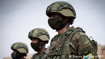 Kigali, Ruanda | Soldaten aus Ruanda auf dem Weg nach Mozambique