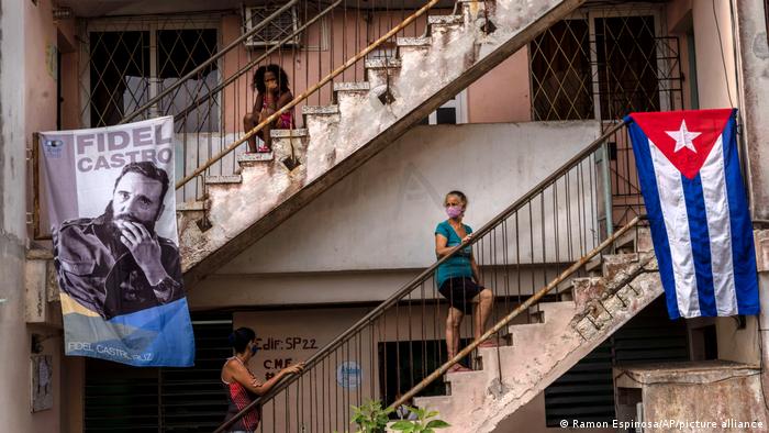 Kuba | Coronakrise: Impfung in Havana