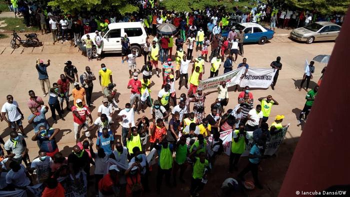 Bissau | Protest der Nationalen Gewerkschaft der Arbeiter Guinea-Bissaus