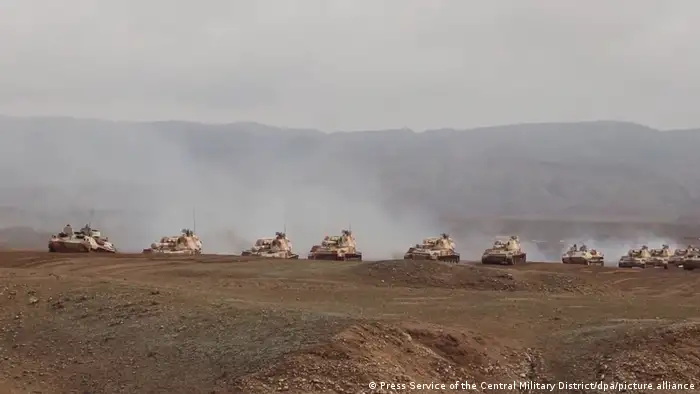 Tadschikistan Russland Militärübungen Truppenverlegung