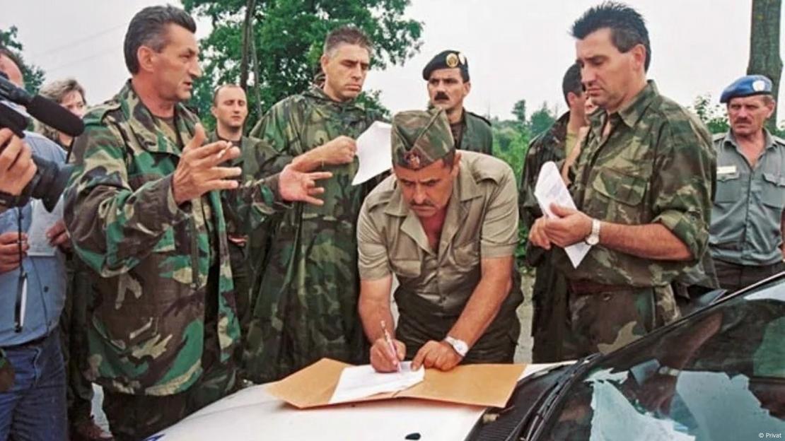 Glinë, Kroaci, nënshkrimi i kapitulimit të forcave serbe 
