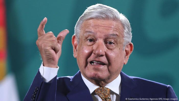 El presidente de México, Andrés Manuel López Obrador, druante una de sus ruedas de prensa diarias.