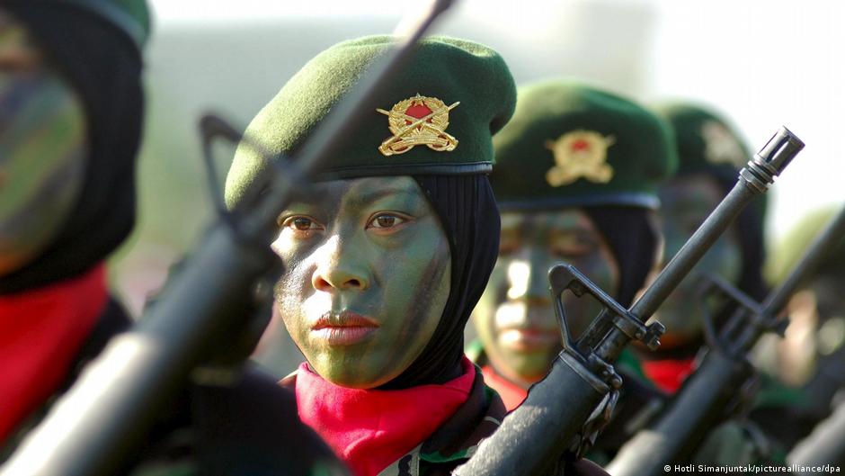 Indonesia: Army scraps ′virginity test′ for female cadets | News | DW - Vimarsana News