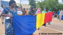 Chadianos protestam contra Junta Militar no poder