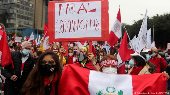 Perú registra primera protesta contra Gobierno de Pedro Castillo | Las noticias y análisis más importantes en América Latina | DW | 08.08.2021