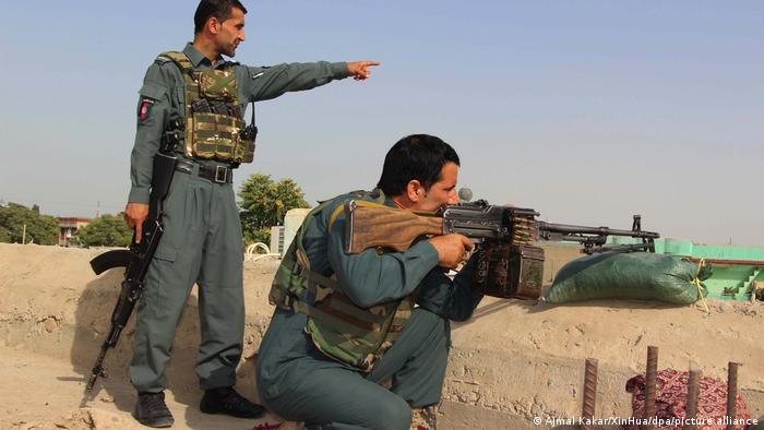 Afgan hükümetine bağlı güvenlik güçleri