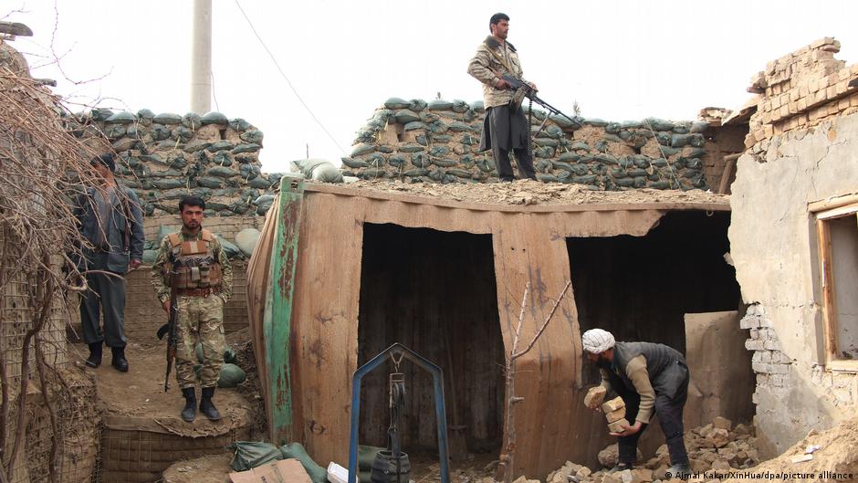 Taliban Kunduz′u da ele geçirdi | DÜNYA | DW - Vimarsana News