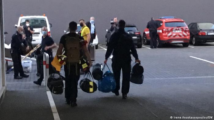 Deutschland Feuerwehrleute brechen nach Griechenland auf