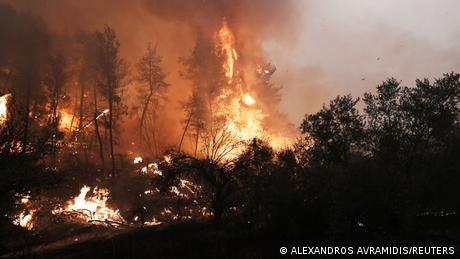 Изпепеляващи пожари в Южна Европа Русия и Америка тежки наводнения