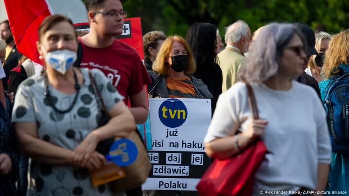 Polen I Demonstration gegen neues Rundfunkgesetz Polen I Demonstration gegen neues Rundfunkgesetz