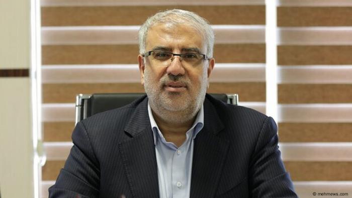 مقامات ایران از جمله وزیر نفت به جای تولید واقعی، همواره از لفظ ظرفیت برای اعلام دستاوردهای خود استفاده می‌کنند