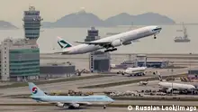 Aerial view of Cathay Pacific s Boeing-777 airplane departing Chep Lap Kok - Hong Kong International Airport, China (Photo by Leonid Faerberg / Transport-Photo Images) LeonidxFaerberg PUBLICATIONxINxGERxSUIxAUTxHUNxONLY

