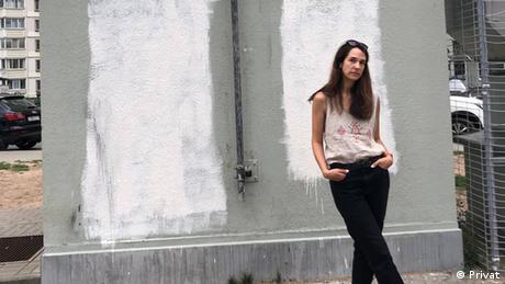 Ольга Кучеренко, сестра убитого активиста Романа Бондаренко, на так называемой Площади перемен в Минске