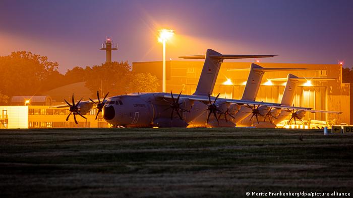 Bundeswehr transport planes before leaving for Afghanistan