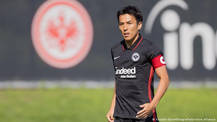 Makoto Hasebe im Trikot von Eintracht Frankfurt