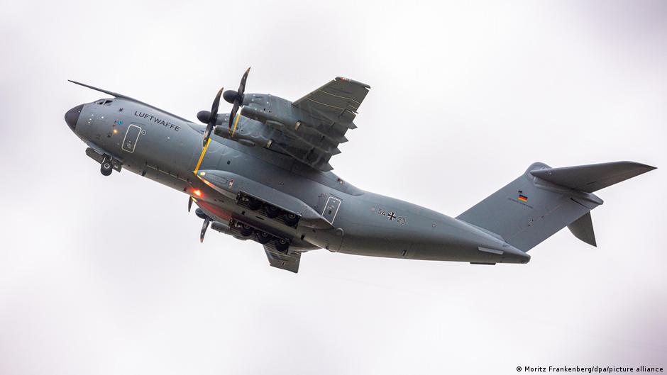 Zweite Bundeswehrmaschine in Kabul gestartet | Aktuell Deutschland | DW - Vimarsana News