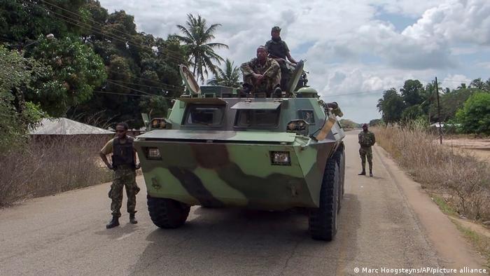 Mosambik | Soldaten in der Cabo Delgado Provinz