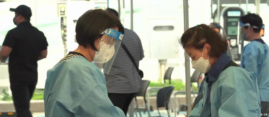 Potência em tecnologia e indústria, a Coreia do Sul mantém há décadas a maior diferença salarial de gênero da OCDE