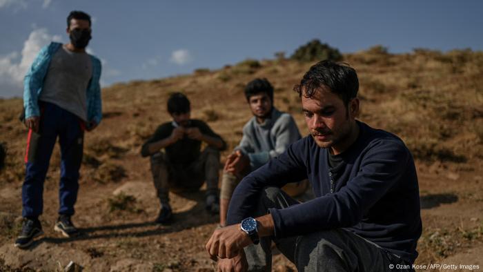 Αφγανοί πρόσφυγες στα σύνορα Ιράν - Τουρκίας