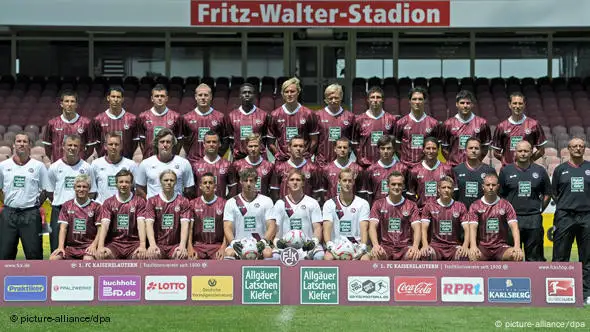 Flash-Galerie Fußball Bundesliga 2010/2011 1. FC Kaiserslautern