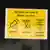 Предупреждающая табличка о действии "правила 3G" на дверях ресторана в Бонне
