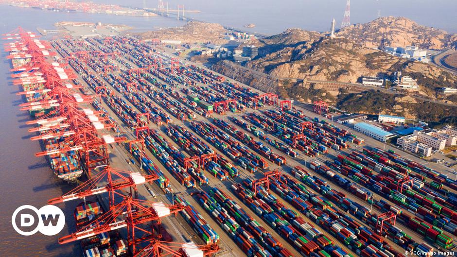 China zwischen Containerstau und Sanktionsforderungen