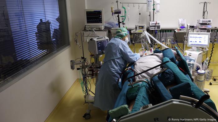 Deutschland Epidemische Lage Symbolbild Deutschland Epidemische Lage Symbolbild