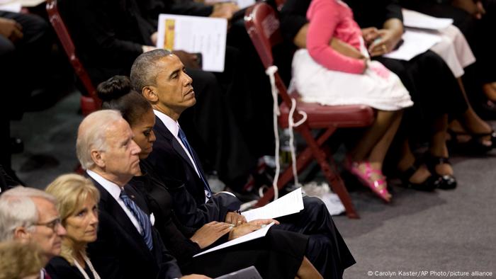 Barack Obama, Joe Biden, Michelle Obama, Jennifer Pinckney, Eliana Pinckney, and Malana Pinckney, Joseph Riley Barack Obama, Joe Biden, Michelle Obama, Jennifer Pinckney, Eliana Pinckney, and Malana Pinckney, Joseph Riley