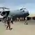 تدفق الأفغان نحو مطار كابول والتشبث بطائرات الإجلاء أملا في الحصول على فرصة لمغادرة البلاد (16/8/2021)