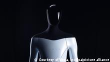 Die von Tesla zur Verfügung gestellte Illustration zeigt den humanoiden Roboter «Tesla». Tesla-CEO Musk hat die Entwicklung des Roboters angekündigt. +++ dpa-Bildfunk +++
