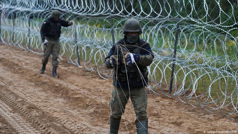 Задержаны 13 человек, разрушившие заграждения на границе Польши и Беларуси | Новости из Германии о Европе | DW - Vimarsana News