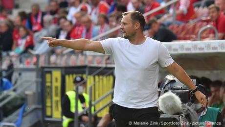‘Intensity, aggression and vertical passes’: Bo Svensson and Mainz ticking all the boxes