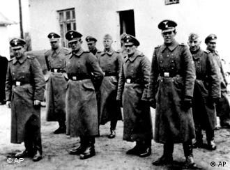 Samuel Kunz i koledzy strażnicy w obozie zagłady w Bełżcu