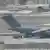 Afghanistan | US Militärflugzeug am Flughafen Kabul