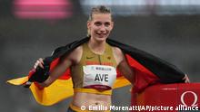 Germany's Lindy Ave celebrates after winning the women's T38 400-meters final at Tokyo 2020 Paralympic Games, Saturday, Sept. 4, 2021, in Tokyo, Japan. (AP Photo/Emilio Morenatti)