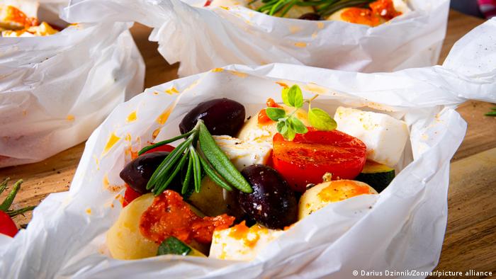 Традиционная немецкая кухня – кнедли, запеченные с помидорами, кабачками, брынзой