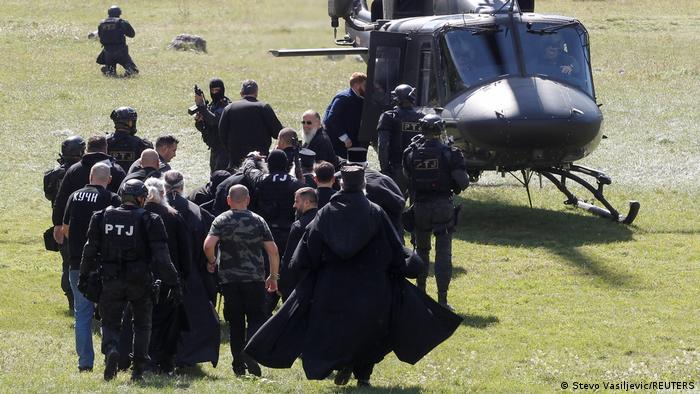 Cetinje, 5. septembra: mitropolit i patrijarh stižu helikopterom u manastir