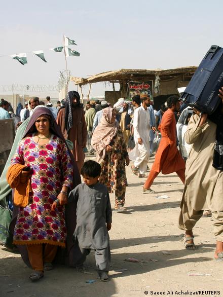 Tranny gif bilan jinsiy aloqa