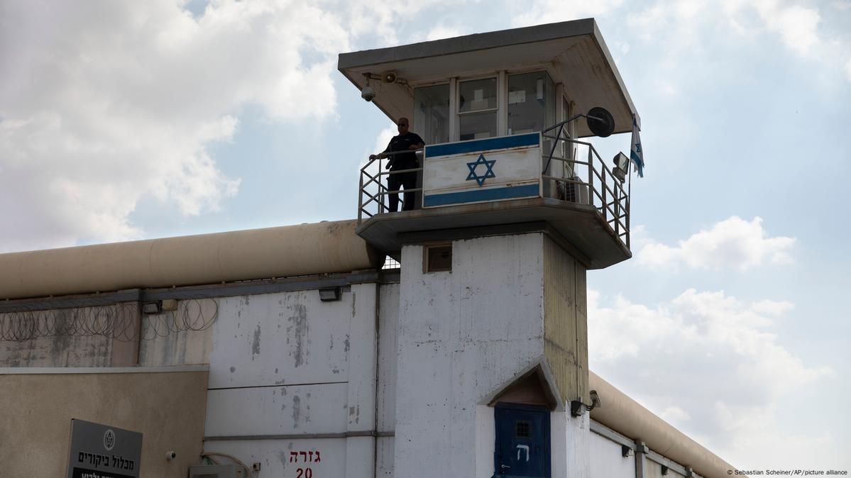 Six Palestinians escape from high-security prison in Israel, Israel-Palestine conflict News