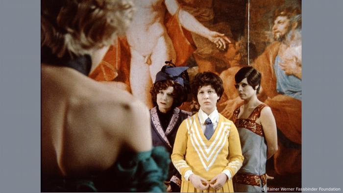 Escena de Las amargas lágrimas de Petra von Kant.