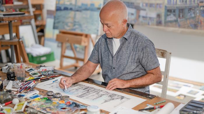Yadegar Asisi working on the panorama New York 9/11. Yadegar Asisi working on the panorama New York 9/11.