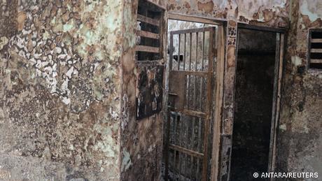 <div>Indonesia's deadly prison blaze highlights region's overcrowded jails</div>