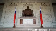 Taiwan: Innenansicht der Chiang-Kai-shek Gedächtnishalle, Taipeh. Foto vom 03. Mai 2016.