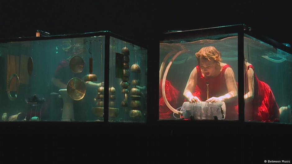 Underwater Sounds: 'Between Music' – DW – 09/11/2021