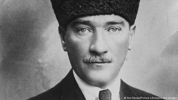 Mustafa Kemal Ataturk Porträt